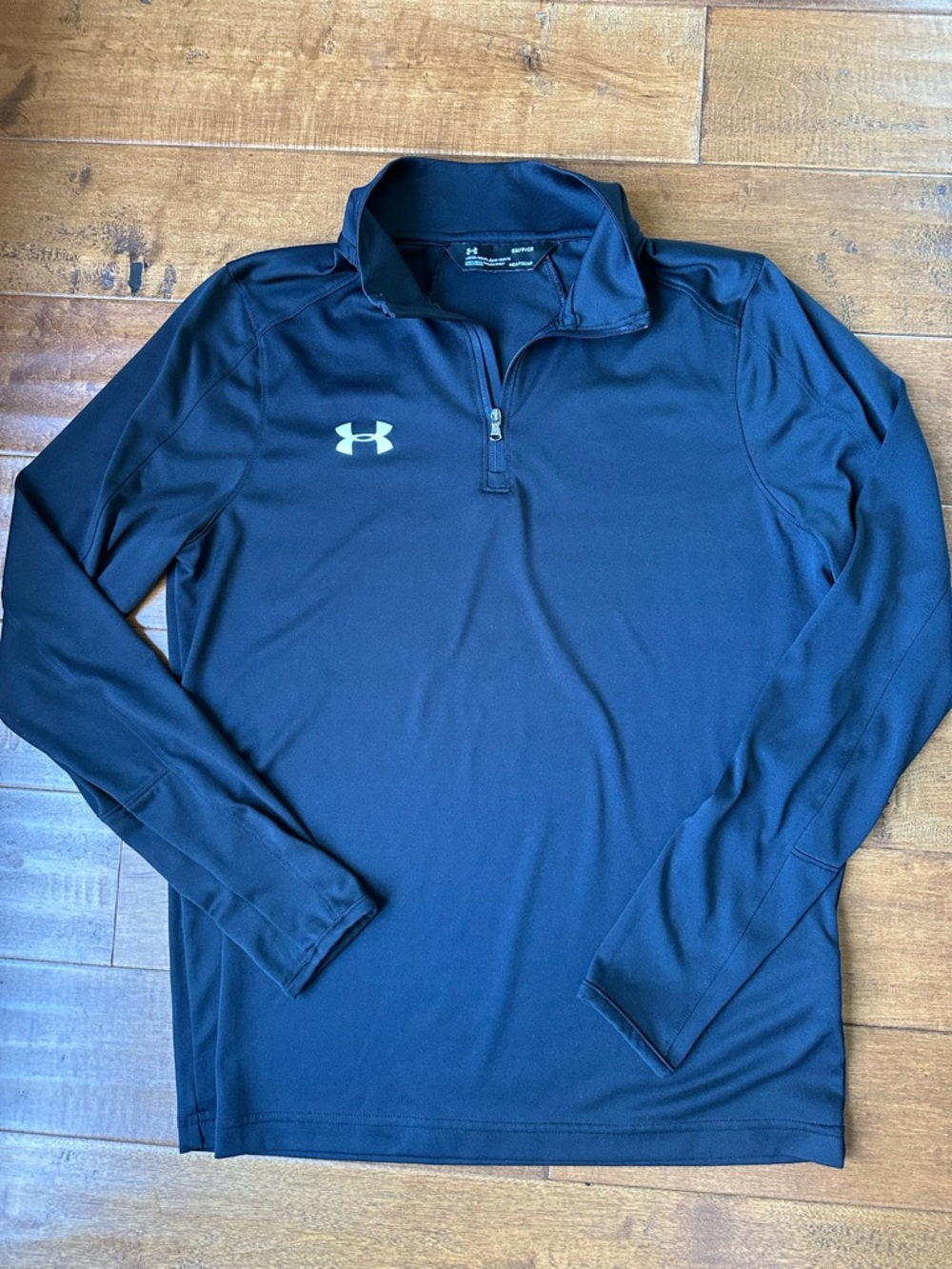 Men’s Under Armour Quarter-Zip Training Top Black, size Small